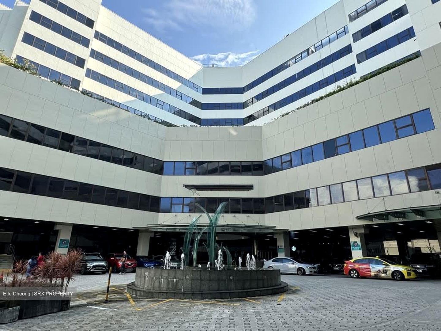 Gleneagles Hospital (D10), Retail #572954561